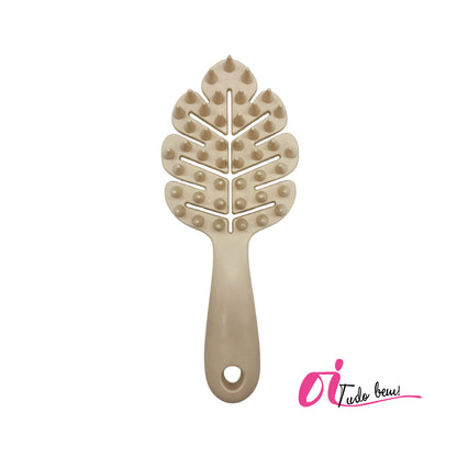 Cepillo Deshebrador en forma de hoja Marca Oi Tudo Bem Tienda SB100DOBRASIL  Chile